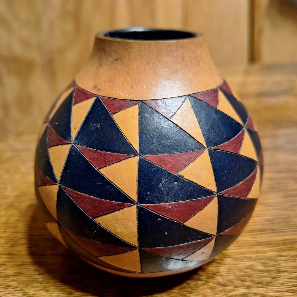 Unique Vessels By Denise & Robin Pfau Fine Gourd Creation Vessel #392, NWT